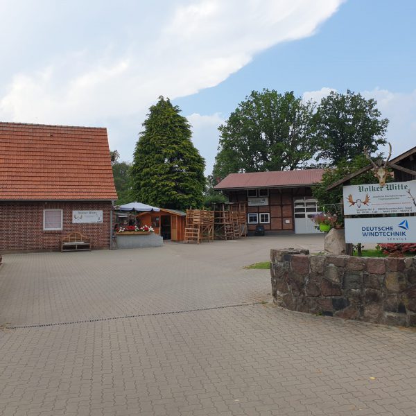 Hofauffahrt Grauener Straße 2 29643 Tewel